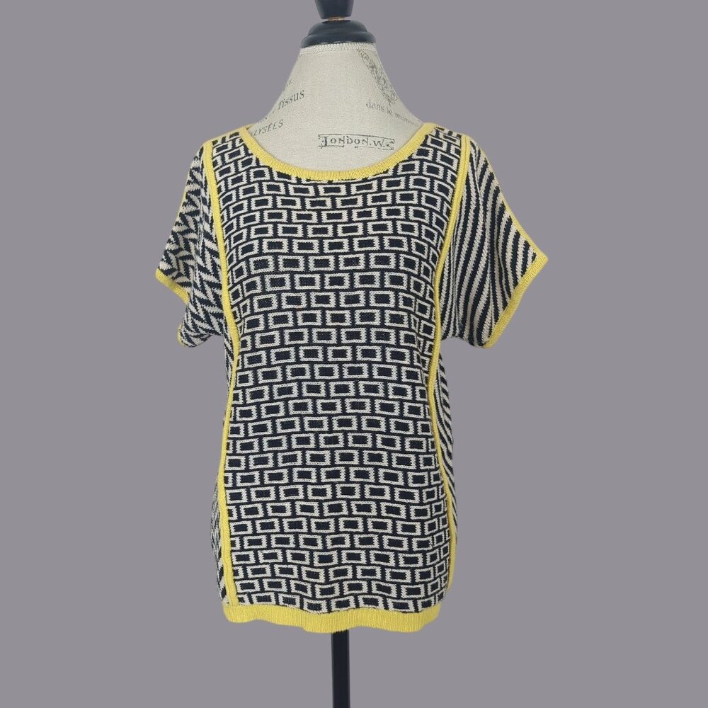 Vintage 80s Crescendo Knit Top Medium Geometric Black White